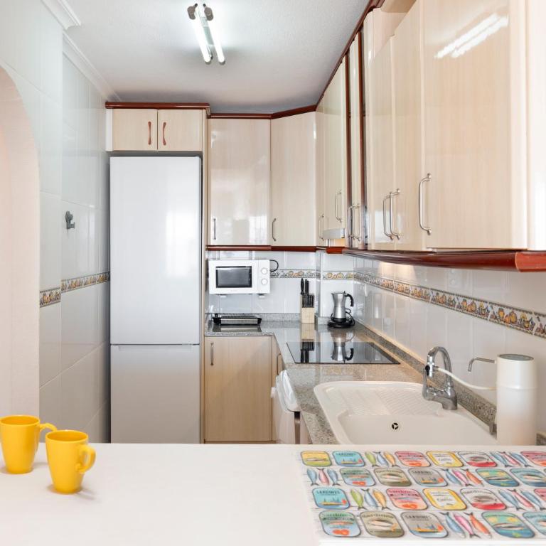 Apartamentos Turisticos Isla Grosa - Two-Bedroom Deluxe Apartment with Ocean View - 8
