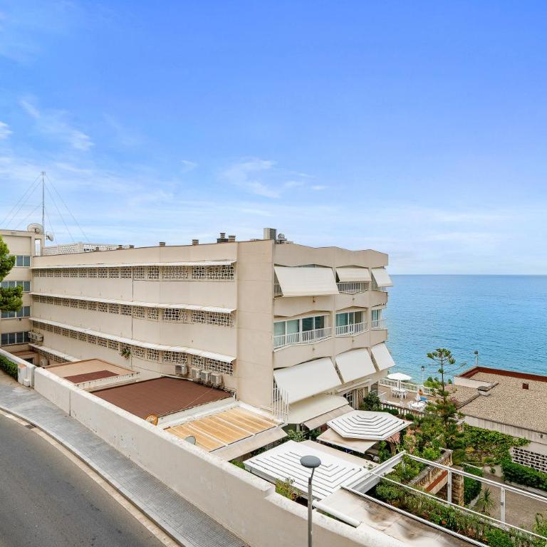 Apart db - Studio Apartment with Sea View - 14