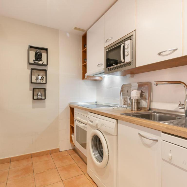 Paradise Beach Bay - Apartment with Terrace - 9