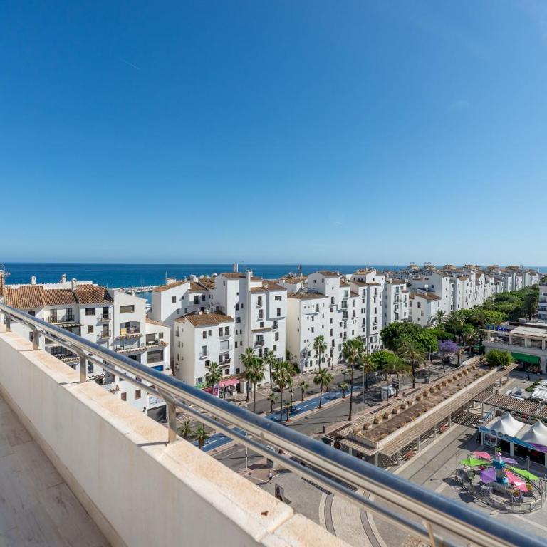 Marina Banus - Apartamento Deluxe de 2 dormitorios con vistas al mar - 25