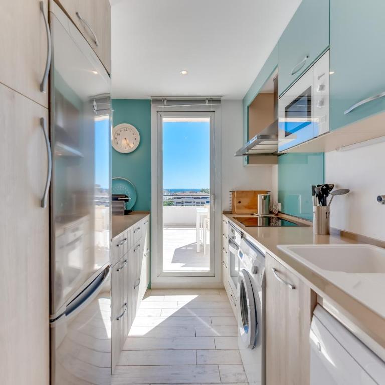 Marina Banus - Apartamento Deluxe de 2 dormitorios con vistas al mar - 12
