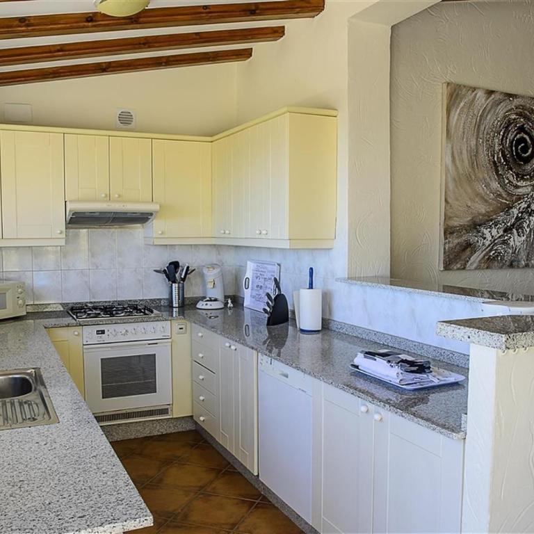 La Vista - Villa with Sea View - 9
