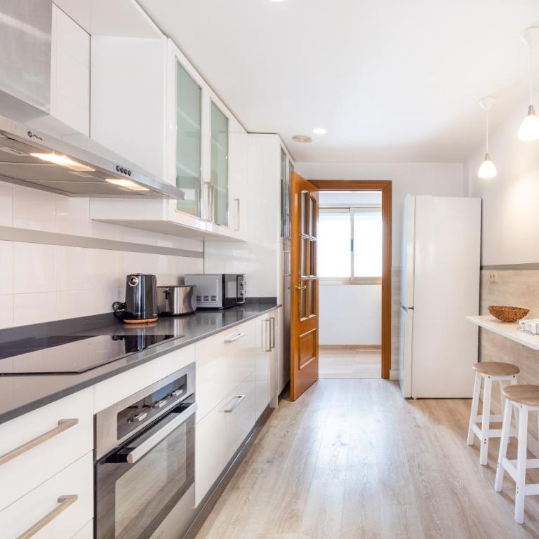 Terraza Larios - Apartamento Premium de 3 dormitorios con balcón - 12