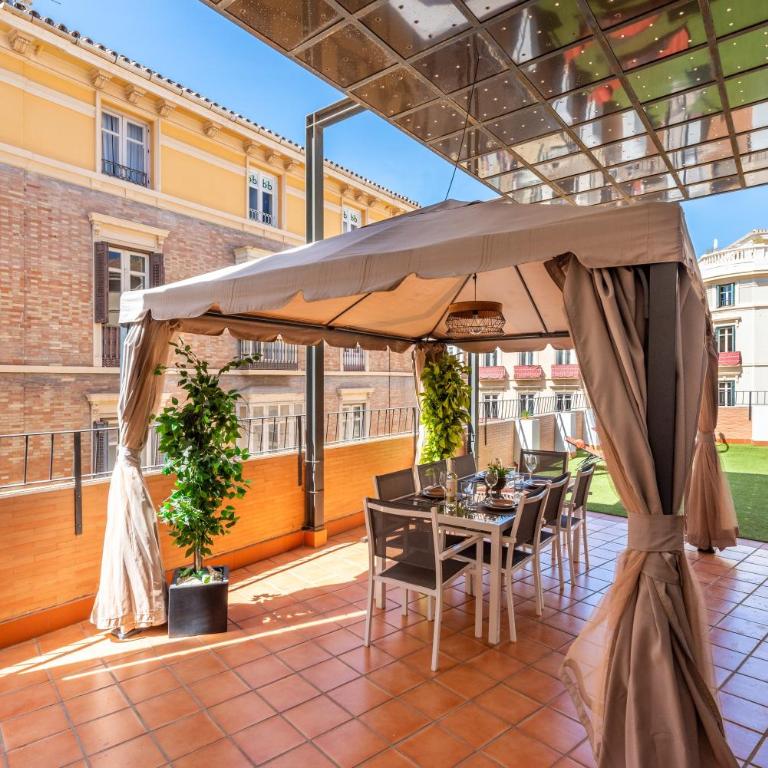 Terraza Larios - Apartamento Premium de 3 dormitorios con balcón - 3