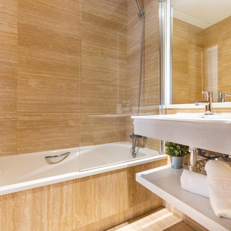 Terraza Larios - Apartamento Premium de 3 dormitorios con balcón - 21
