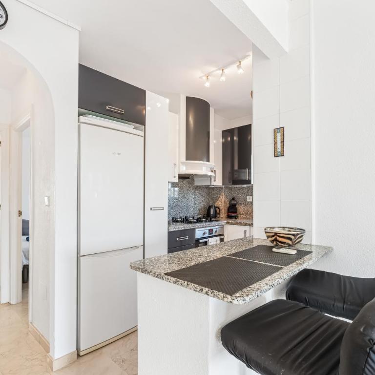 Sunnygolfbeach - Apartamento Deluxe de 2 dormitorios con vistas al jardín - 14