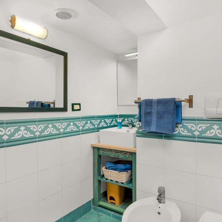 7 Appartamento Tavolara - Appartamento con 3 Camere da Letto e Vista Acqua - 25