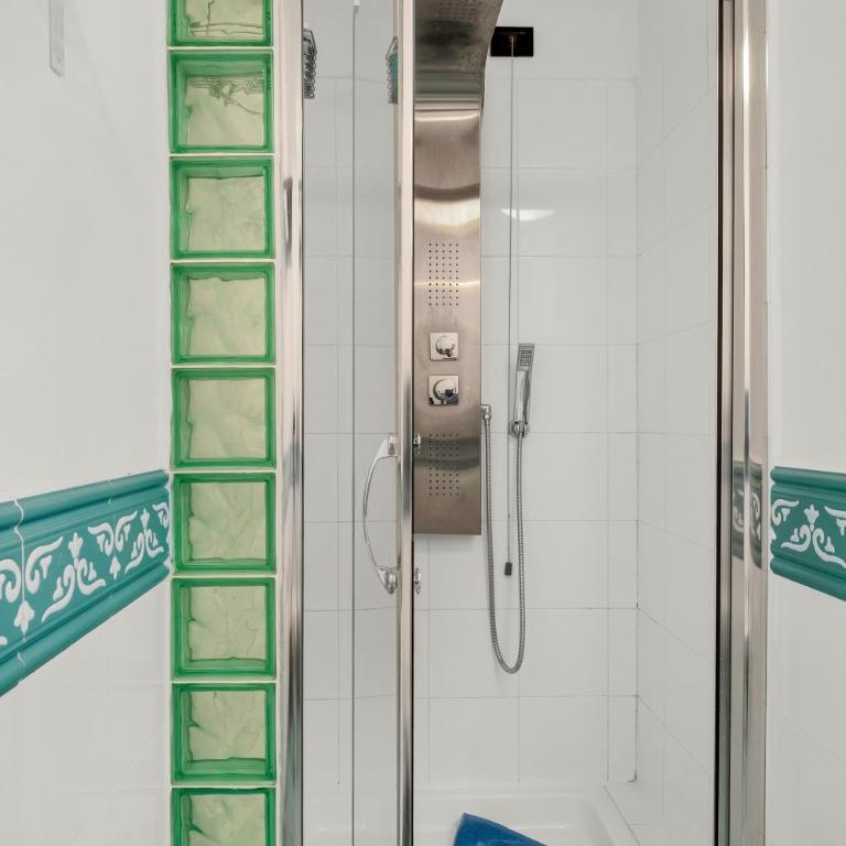 7 Appartamento Tavolara - Appartamento con 3 Camere da Letto e Vista Acqua - 24