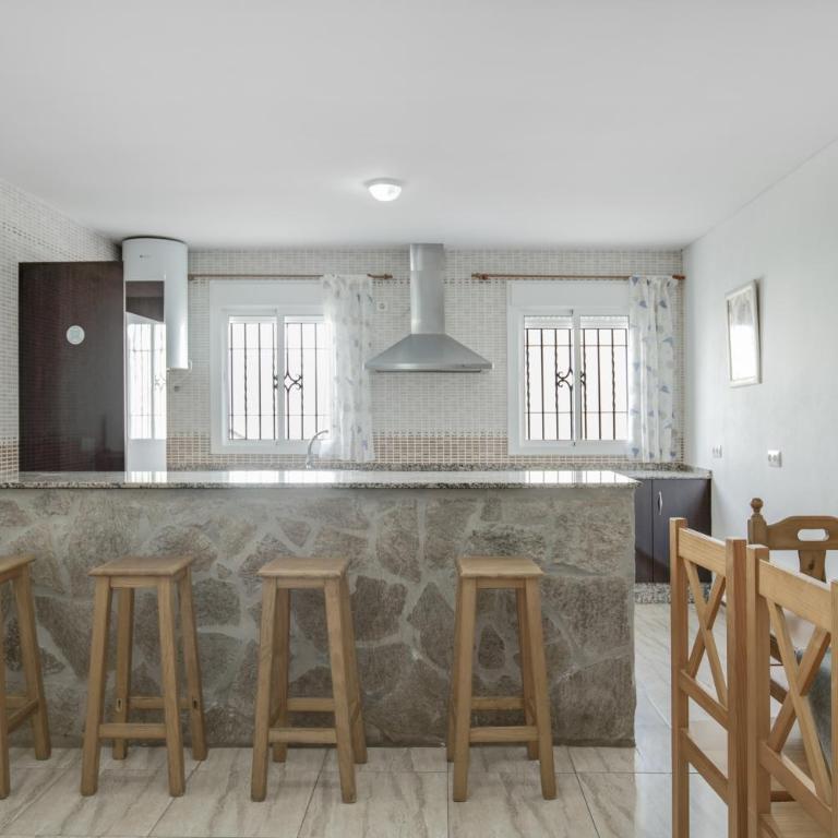 Piso Ureba, bajo - Casa - 6
