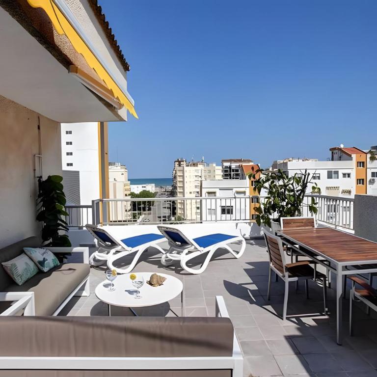 Atico Terrazas Playa Gandia - Apartamento Premium de 3 dormitorios con balcón - 1