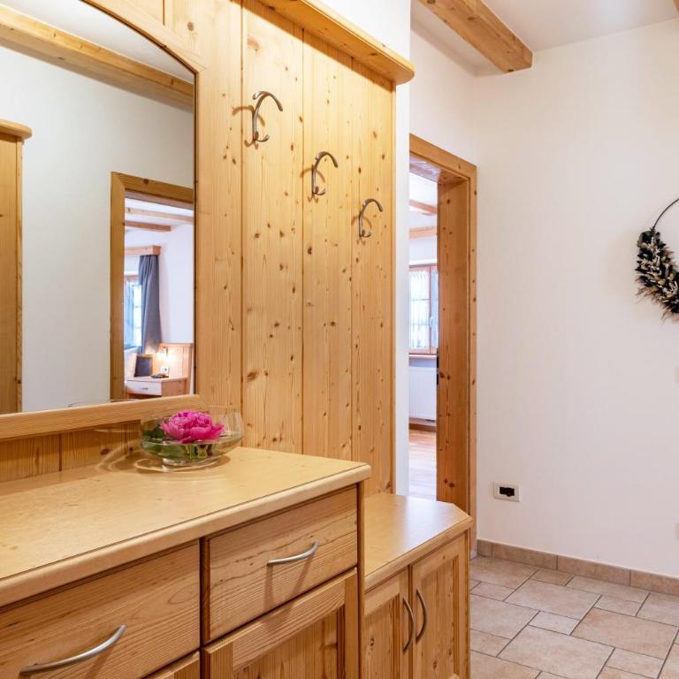 Schreiberhof Landhaus - One-Bedroom Apartment with Garden View - 17