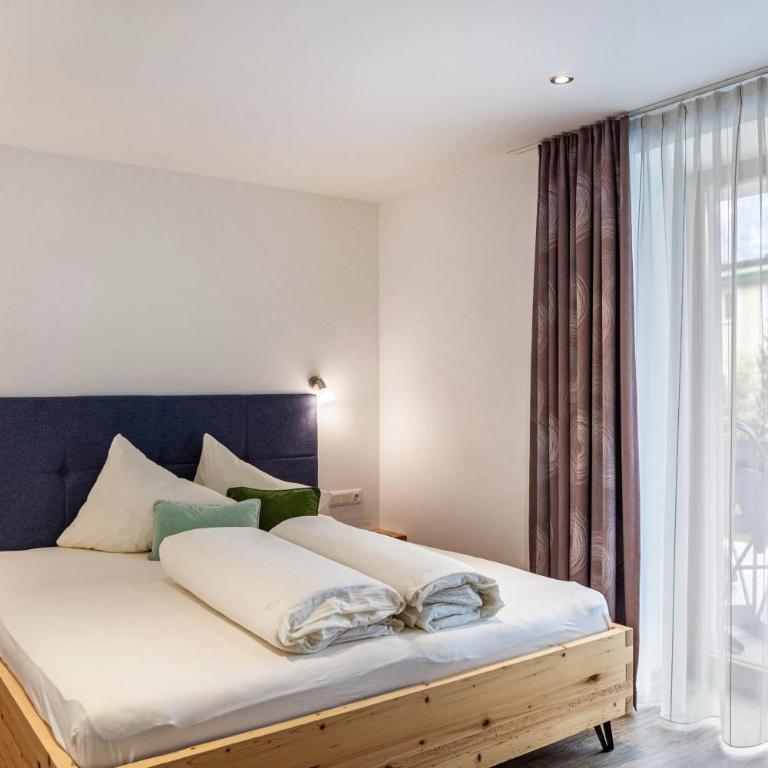 Apart-hochzillertal Gartenwohnung - Apartment mit 3 Schlafzimmern und Bergblick - 16