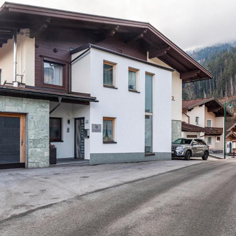 Apart-hochzillertal Gartenwohnung - Apartment mit 3 Schlafzimmern und Bergblick - 39