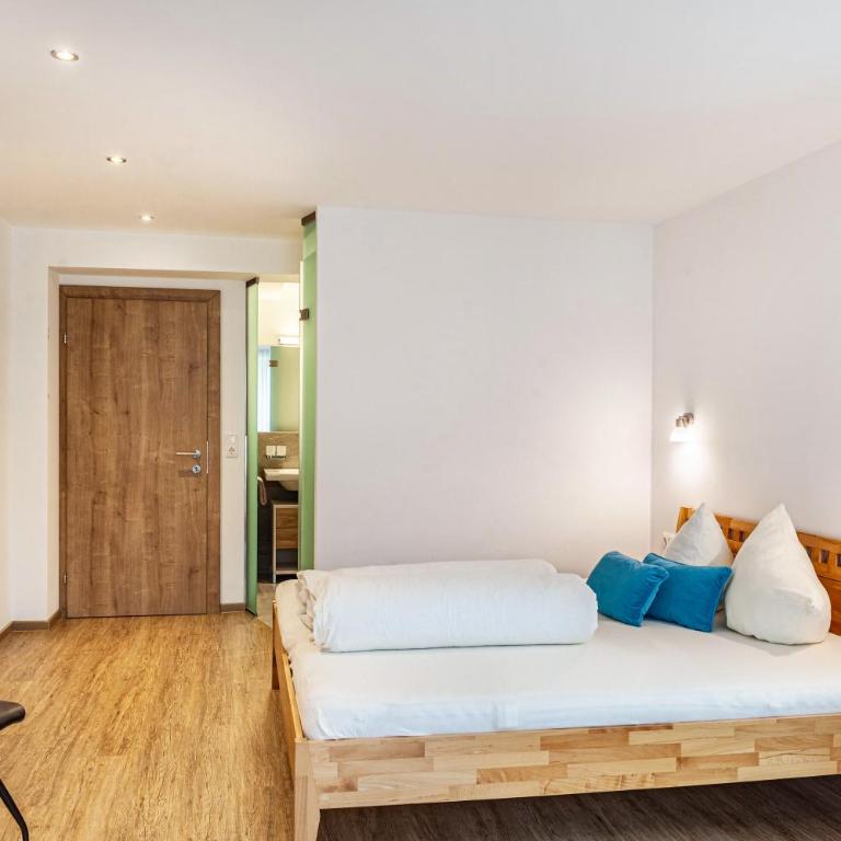 Apart-hochzillertal Gartenwohnung - Apartment mit 3 Schlafzimmern und Bergblick - 27