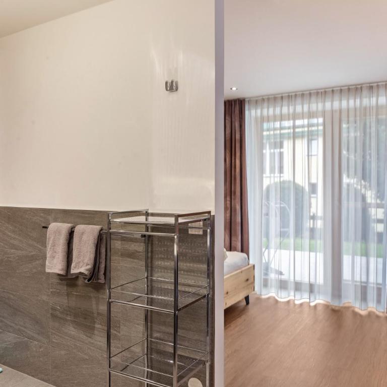 Apart-hochzillertal Gartenwohnung - Apartment mit 3 Schlafzimmern und Bergblick - 20