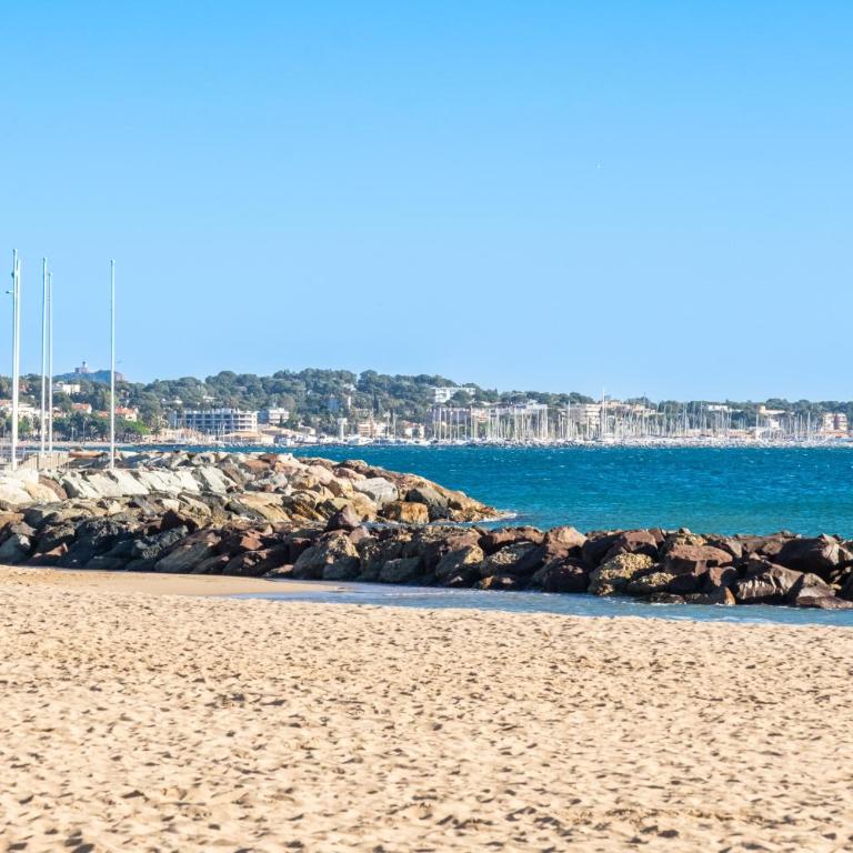 Courtille sur Mer - port de Frejus - Two-Bedroom Deluxe Apartment with Ocean View - 25