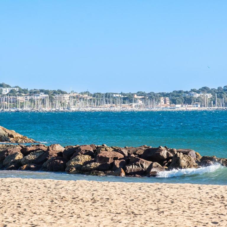 Courtille sur Mer - port de Frejus - Two-Bedroom Deluxe Apartment with Ocean View - 26