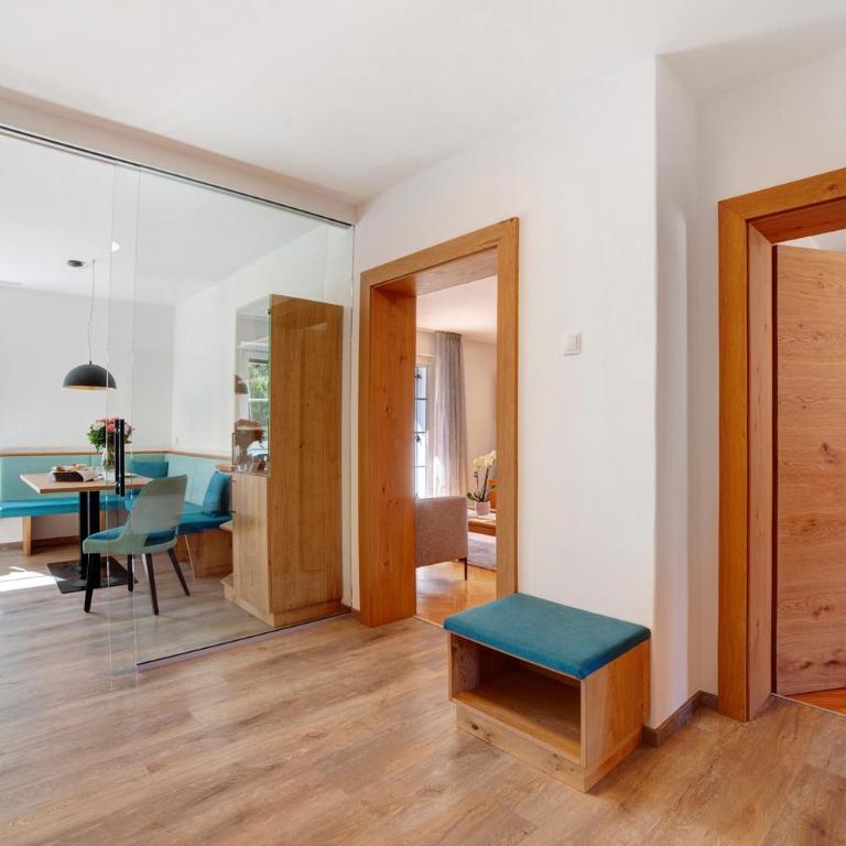 Ferienwohnung Lia - Appartamento Deluxe con 2 Camere da Letto e Balcone - 13