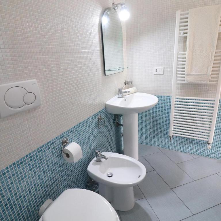 Casa Vacanza Claudia Otranto - Appartamento Deluxe con 2 Camere da Letto e Vista Giardino - 11
