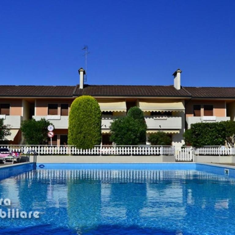 Residence Equilio A10 - Appartamento Deluxe con 2 Camere da Letto e Vista Giardino - 2