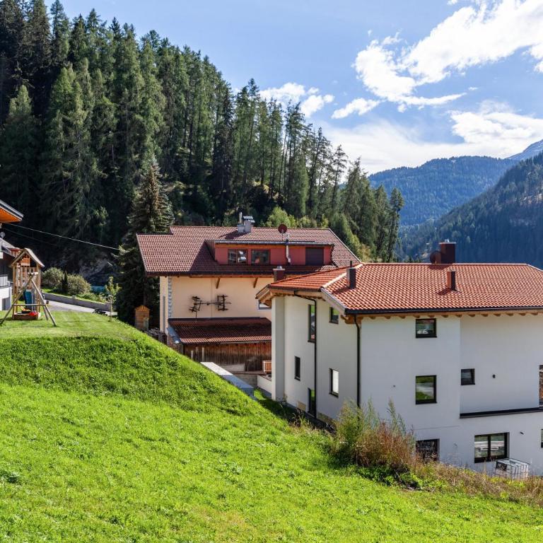Berghoamat Nauders - Deluxe-Apartment mit 2 Schlafzimmern und Gartenblick - 34