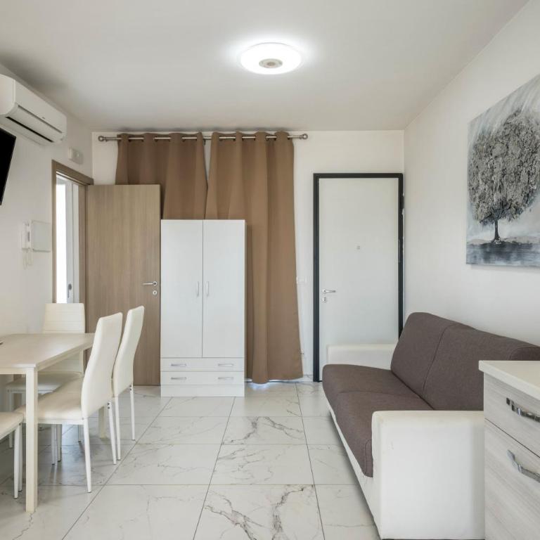 Planet Suite 404 - Monolocale con Terrazza - 8