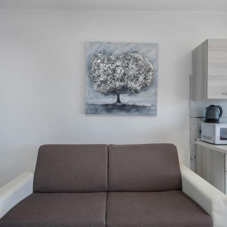 Planet Suite 404 - Monolocale con Terrazza - 7