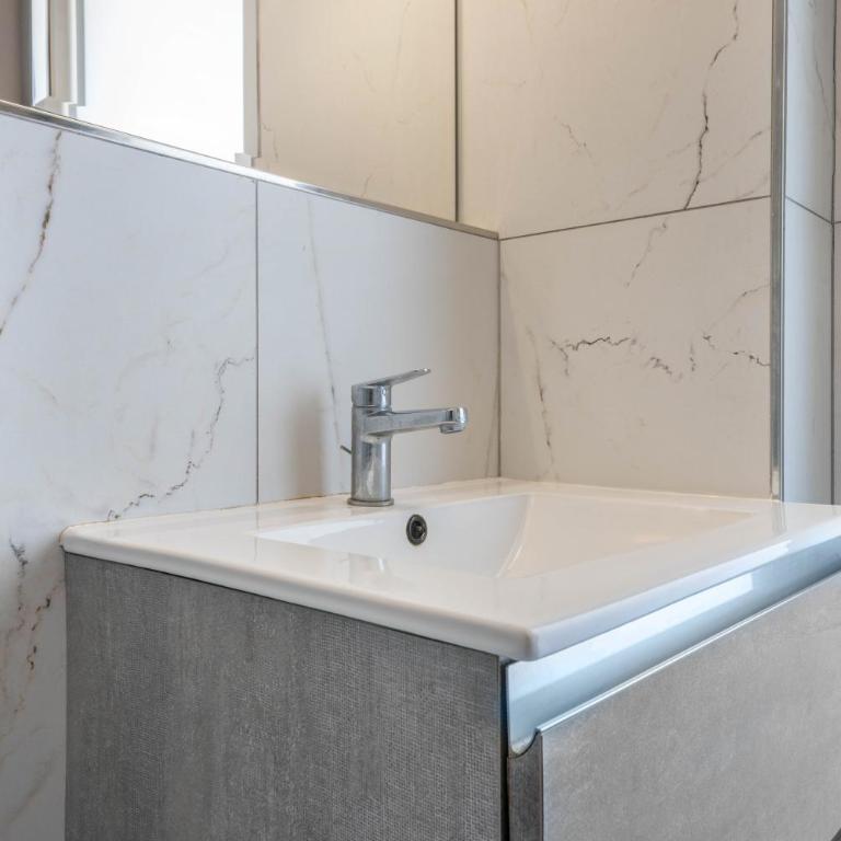 Planet Suite 404 - Monolocale con Terrazza - 17