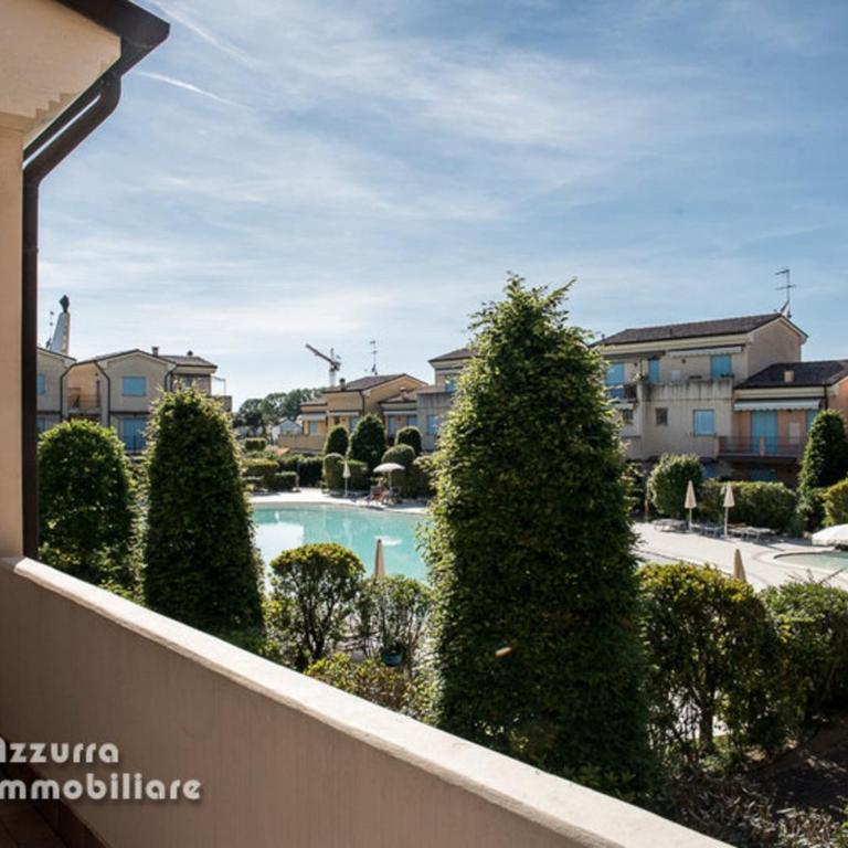 Residence Borgo dei Fiori E08 - Appartamento Deluxe con 2 Camere da Letto e Vista Giardino - 1