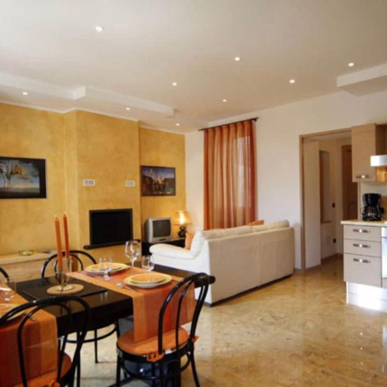 Gorgeous 1 double bedroom apartment - Appartamento Superior con 1 Camera da Letto e Balcone - 4