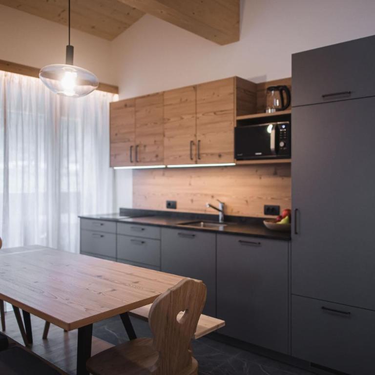Obermairhof - Appartamento Deluxe con 2 Camere da Letto e Vista Giardino - 8