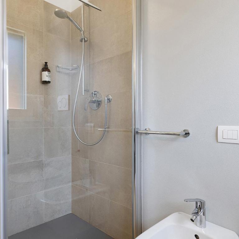 Eco Del Garda Bnb - Habitación Doble con vistas a la montaña - 12