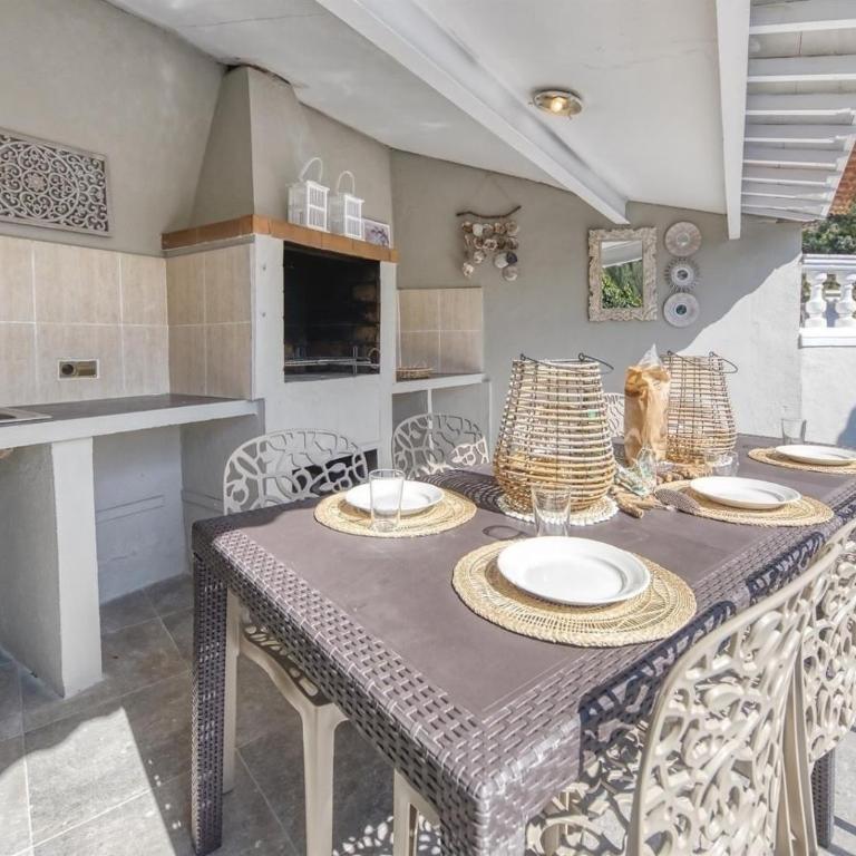 Costacabana - Villa Rosa - Villa - 16