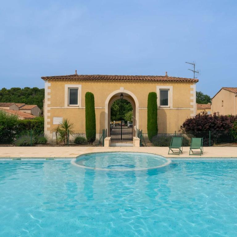 Villa climatisée avec piscine - Maison 3 Chambres - 1