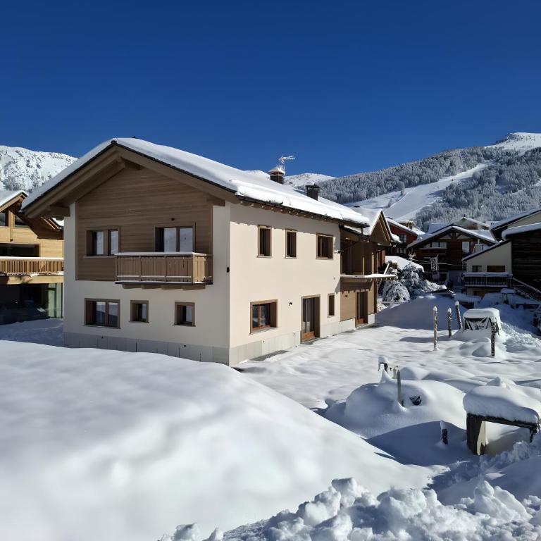 Chalet Ale Livigno - Appartamento Deluxe con 2 Camere da Letto e Vista Giardino - 21