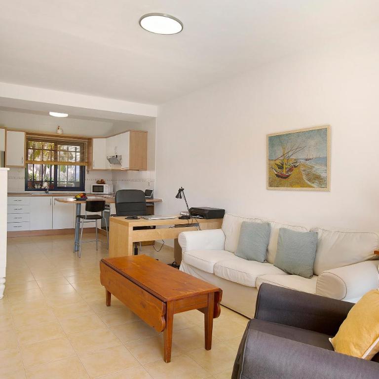 Free Airport Shuttle and Parking - Villa with Sea View - 7