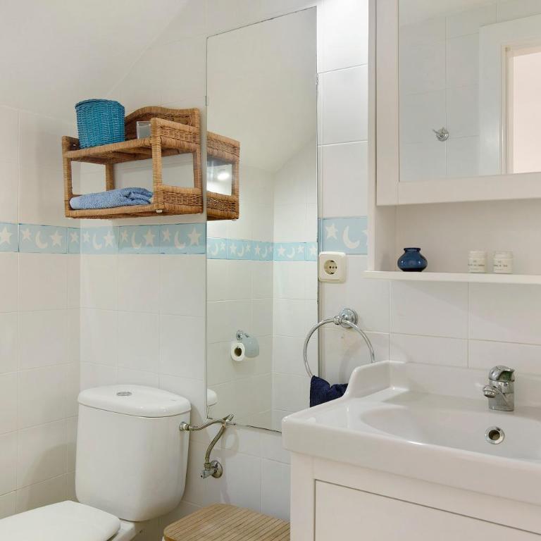 Free Airport Shuttle and Parking - Villa with Sea View - 20