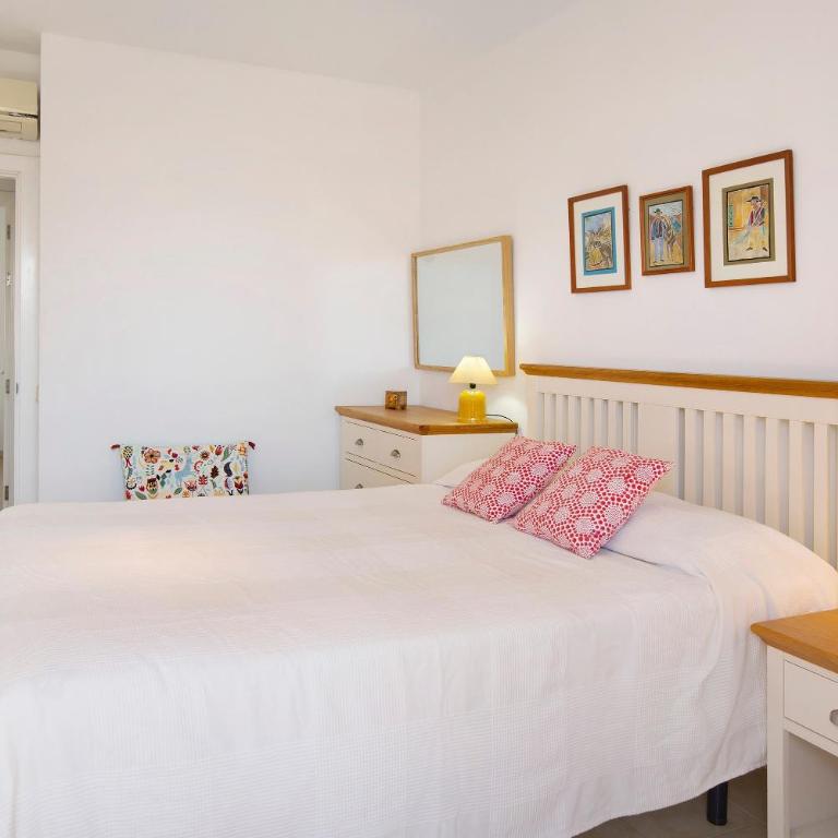 Free Airport Shuttle and Parking - Villa with Sea View - 14
