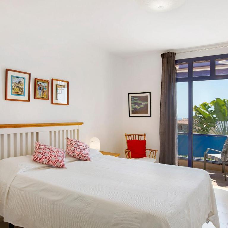 Free Airport Shuttle and Parking - Villa with Sea View - 11
