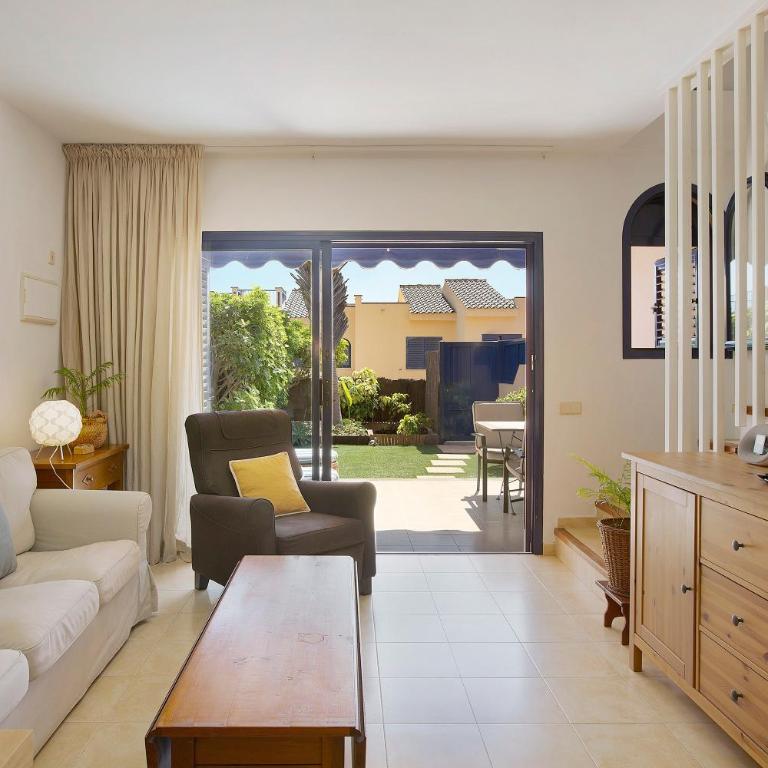 Free Airport Shuttle and Parking - Villa with Sea View - 5