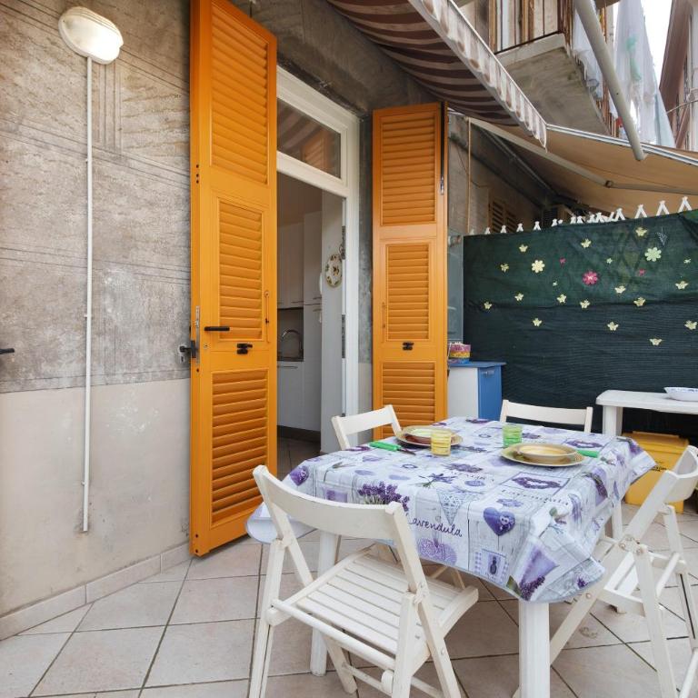 Levanto A 50 Metri dal Mare - Appartamento Deluxe con 2 Camere da Letto e Vista Giardino - 4