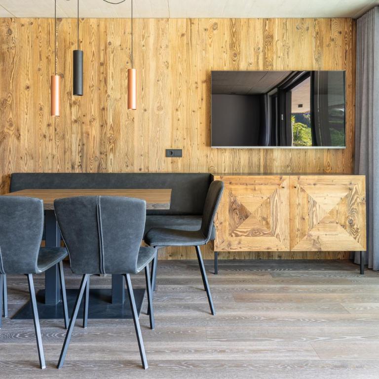 Köfele Lodge Rosa - Deluxe-Apartment mit 2 Schlafzimmern und Gartenblick - 10