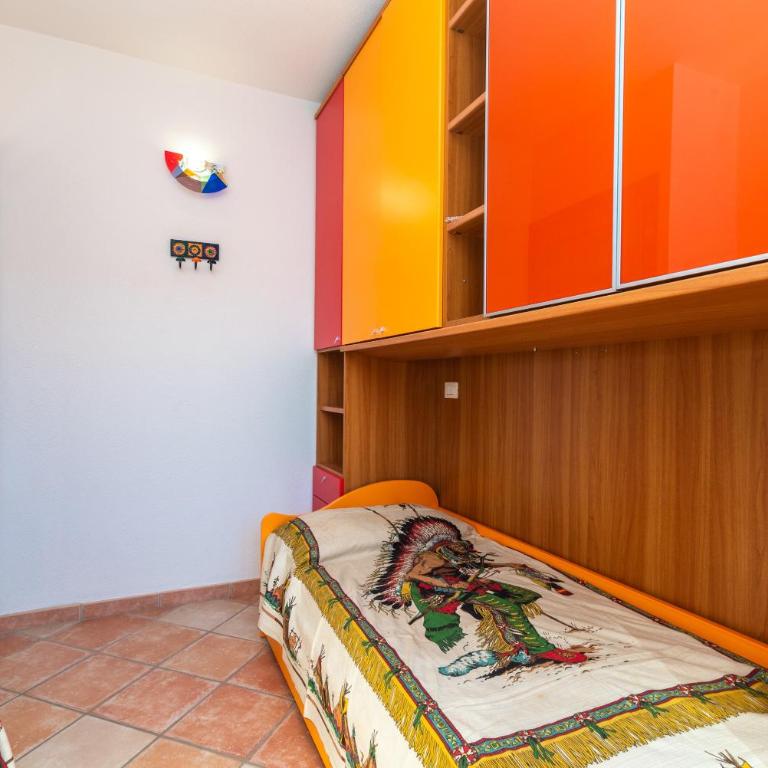 Appartamento I Lecci - Appartamento Deluxe con 2 Camere da Letto e Vista Giardino - 16