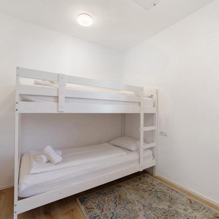 Apartment Mountain Suite - Appartamento con 2 Camere da Letto e con Vista Montagna - 24