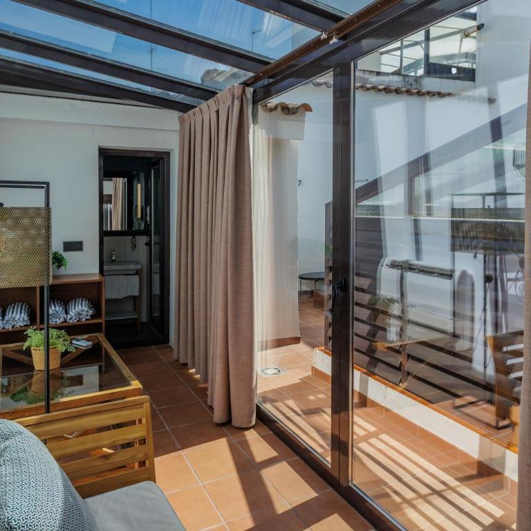 San Pablo Suites - Two-Bedroom Deluxe Apartment with Balcony - 20