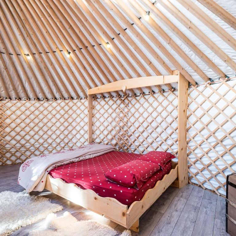 La yourte des Clapières - Chambre Quadruple avec Douche - 8
