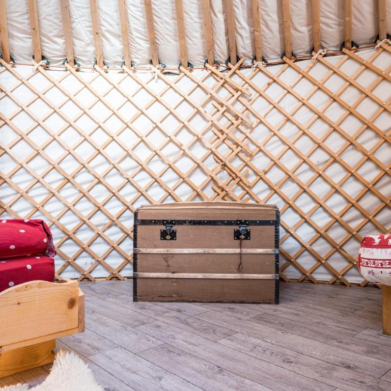 La yourte des Clapières - Chambre Quadruple avec Douche - 10