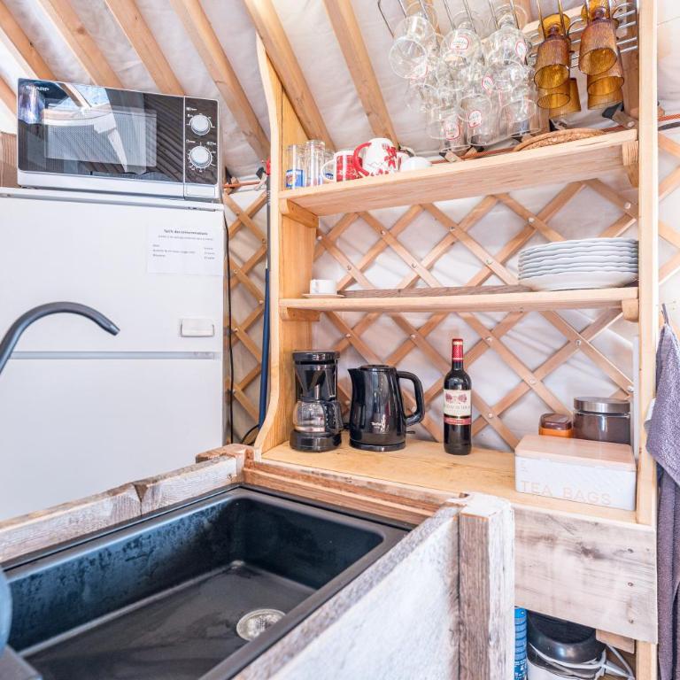 La yourte des Clapières - Chambre Quadruple avec Douche - 5