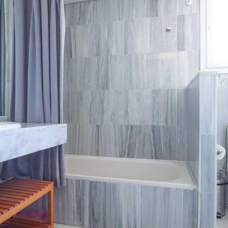 Precioso ático en Cabopino - Marbella - Apartamento - 10