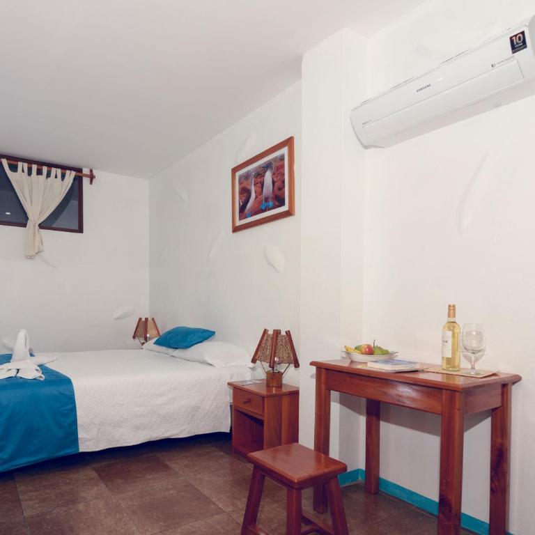 Galapagos Native - Standard Double Room - 8